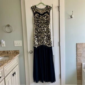 1920s-inspired Black and Gold Sequined Evening Dress